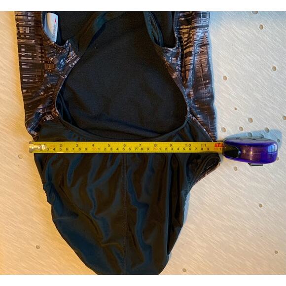 Speedo Eco One Piece Swimsuits Black, White and Gray size 30 - Picture 3 of 4